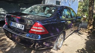 Mercedes-Benz Clase C 2004