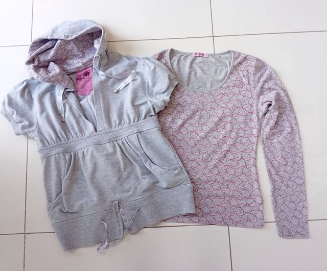 Felpa con cappuccio grigia e rosa