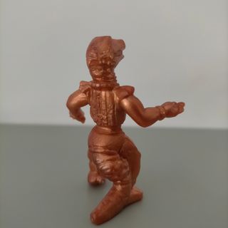 Figura Dinoplativolos (1988)