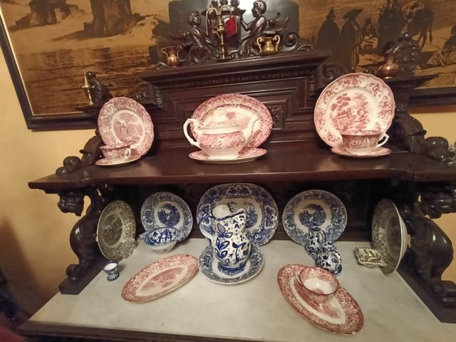 Salón - despacho castellano tallado a mano de 1910