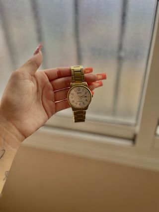 Casio MTP-V002G-7B2UDF - Reloj dorado
