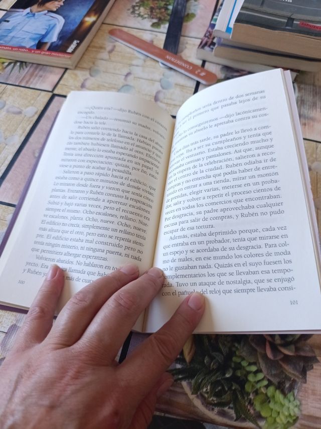 El reloj levógiro (Alandar) (Spanish Edition)