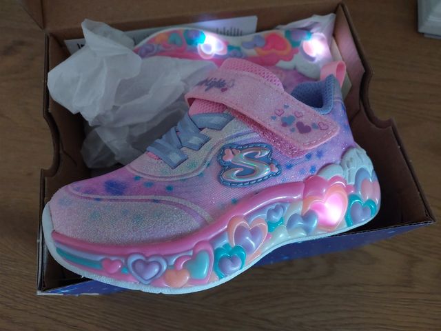 Zapatillas Skechers Heartlights talla 23