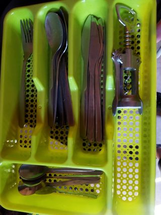 Lote vajilla : platos, vasos y cubiertos de Ikea