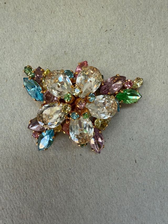 Broche floral multicolor