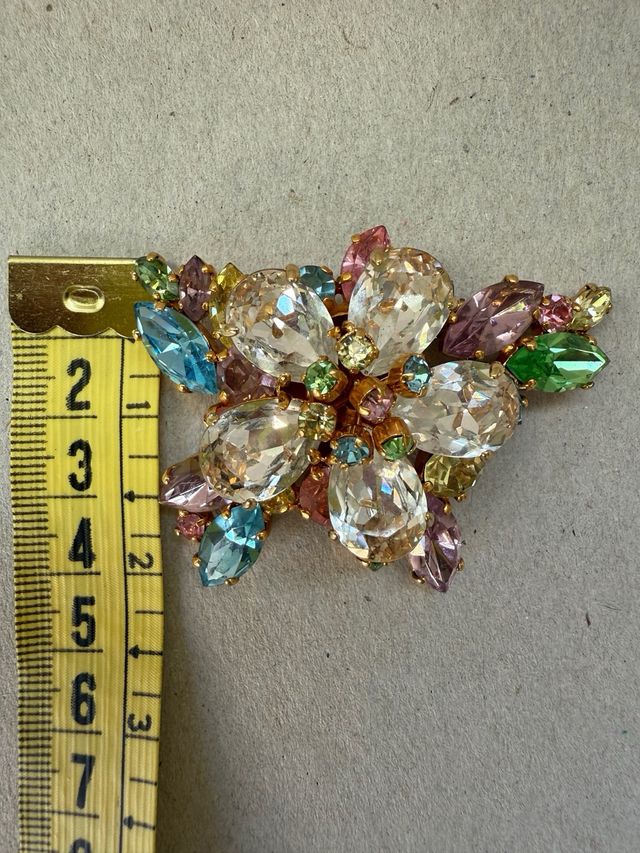 Broche floral multicolor