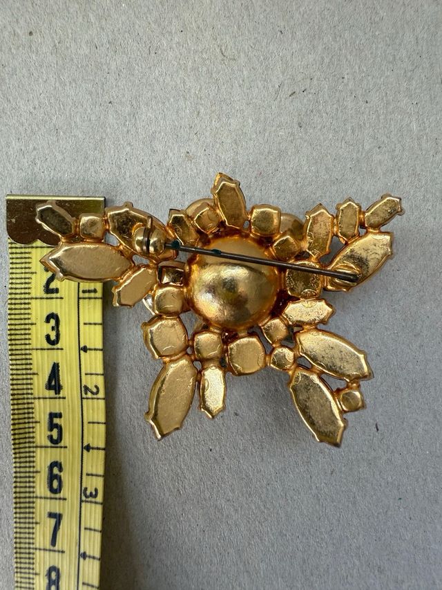 Broche floral multicolor