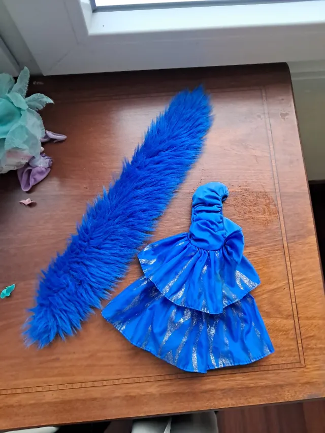 Barbie tocador,cama,tienda moda,jacuzzi, muñeca