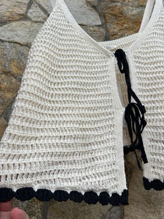Top crochet Zara con lazada 