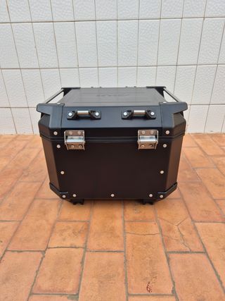Topcase GIVI Trekker Outback