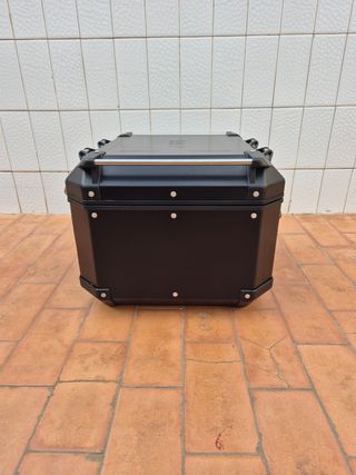Topcase GIVI Trekker Outback