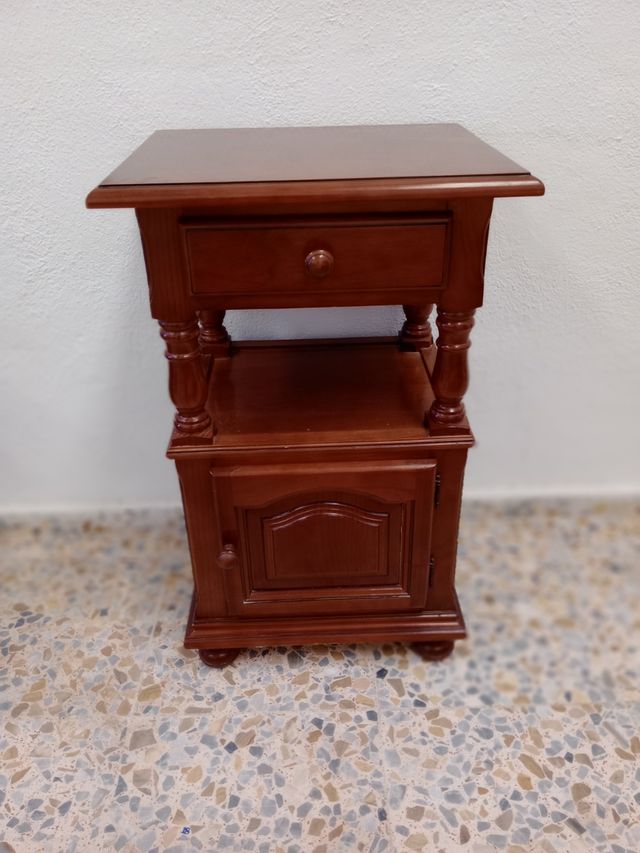 Mesita noche madera maciza