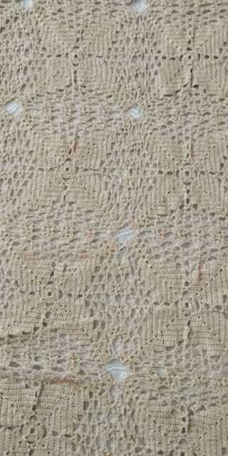 Copriletto uncinetto beige cotone