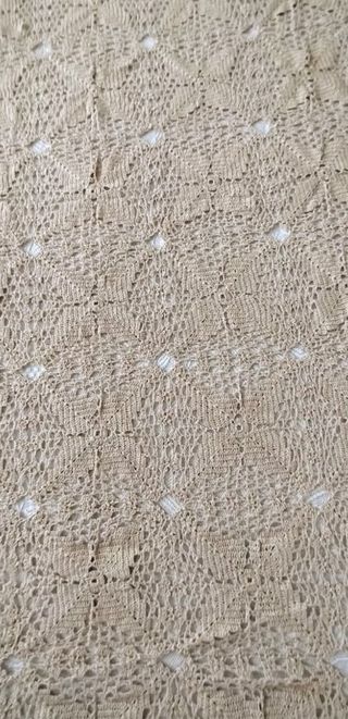 Copriletto uncinetto beige cotone