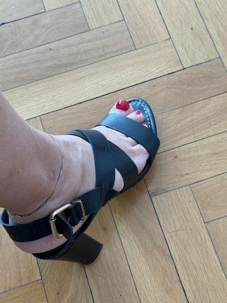Sandalias tacón piel negras Paco Herrero