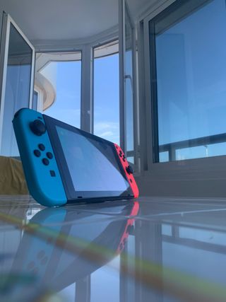 Nintendo Switch + 10 juegos 