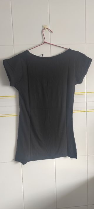 Camiseta negra