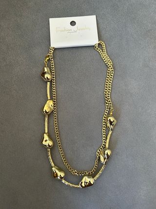 Collar dorado y plateado