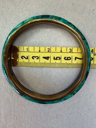 Collar, brazalete, cruces y colgante Malaquita 