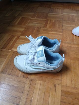Zapatillas Vans blancas y azules 36.5