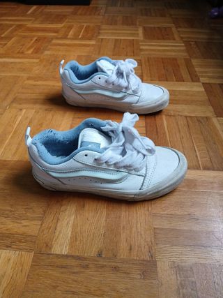 Zapatillas Vans blancas y azules 36.5