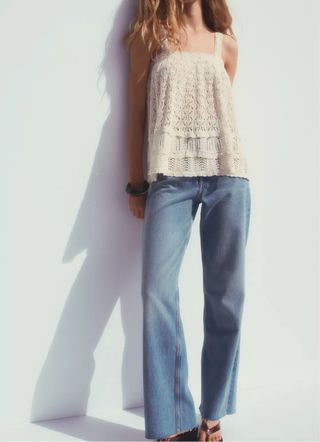Top punto Pointelle con puntilla Zara 