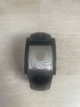 Reloj Swatch 007 James Bond