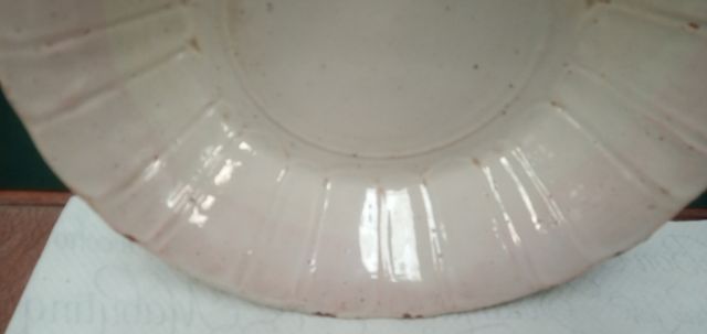 Antigua fuente cerámica