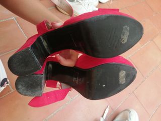 Zapatos rojos tacón alto