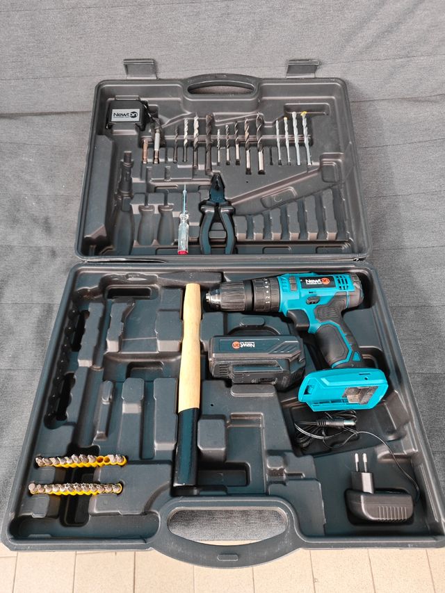 Trapano avvitatore Newton + accessori