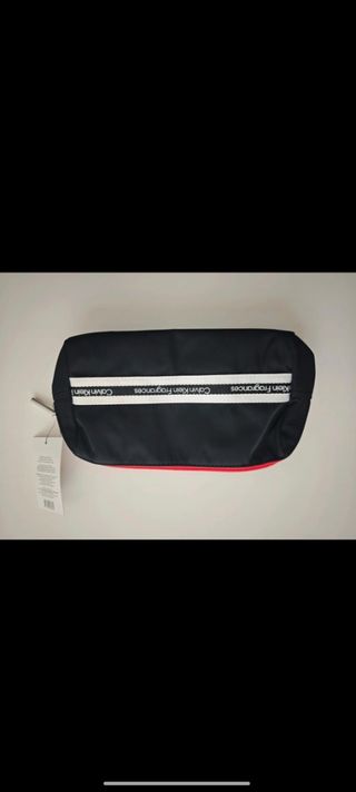 Neceser Calvin Klein - Negro/Rojo