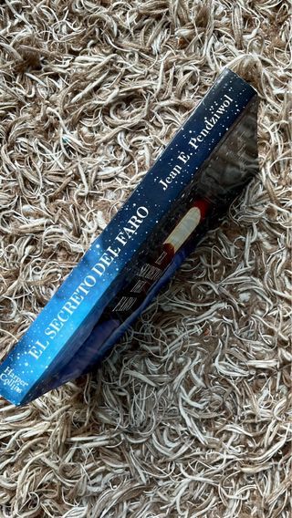 El secreto del faro (HARPERCOLLINS) (Spanish Ed...