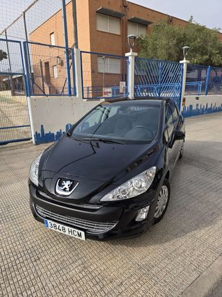 Peugeot 308 2011