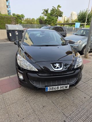 Peugeot 308 2011