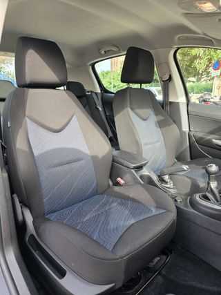 Peugeot 308 2011