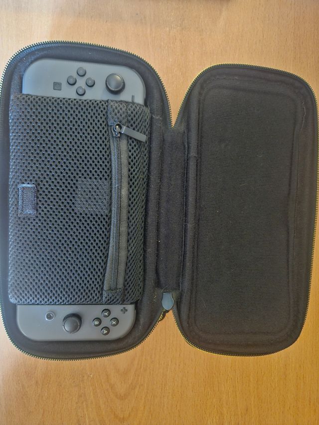 Custodia per Nintendo Switch Donkey Kong