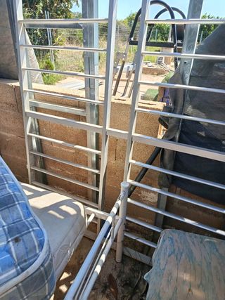 Reja de aluminio