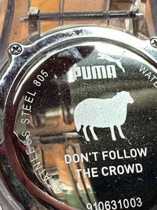 Reloj Puma transparente diseño único 