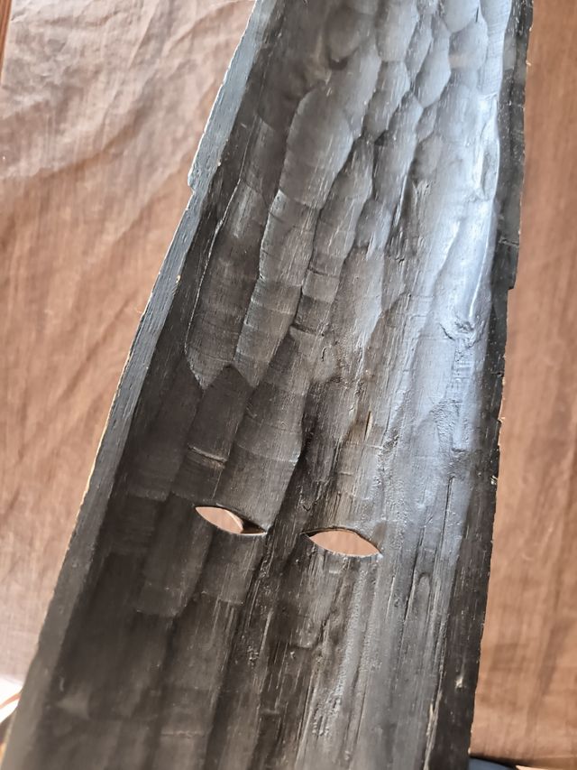 Máscara africana tallada a mano