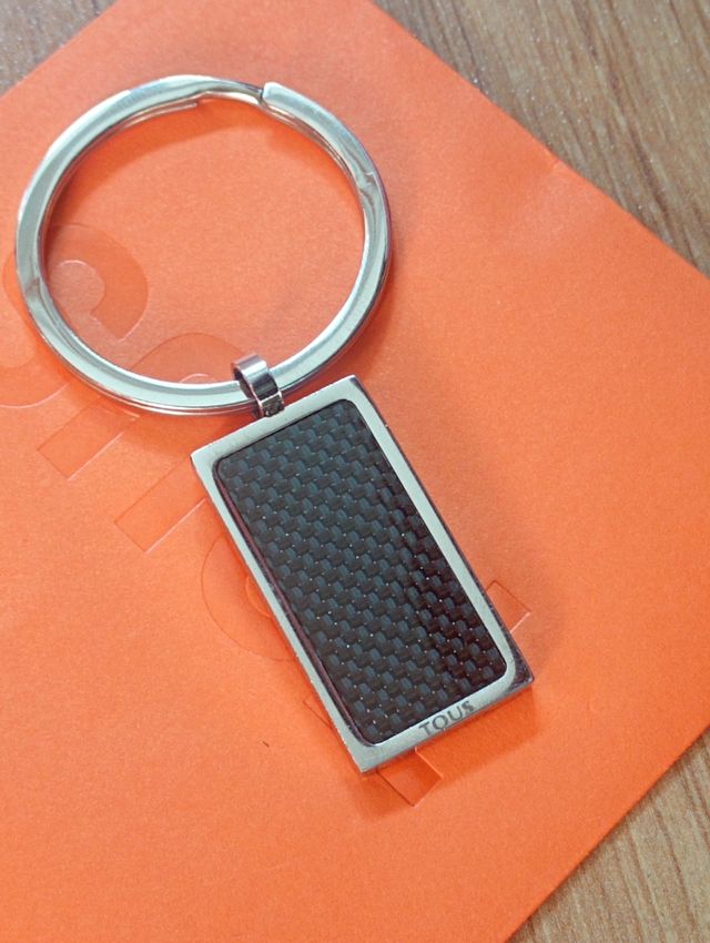 Llavero Tous - Diseño Moderno