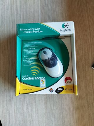 Ratón Logitech de los 2000