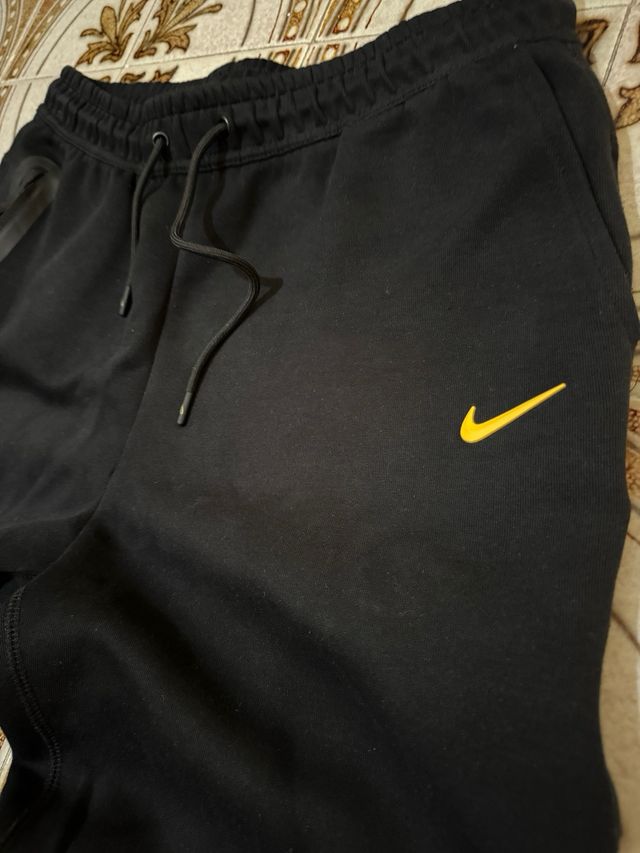 Pantalones Nike Nocta - Talla L