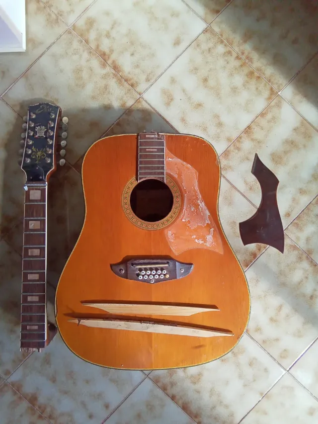 Chitarra Eko 12 corde vintage anni '70