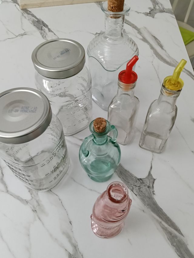 Botes, botellas y frascos