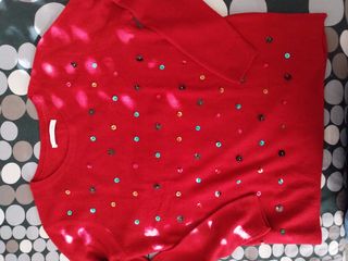 Jersey rojo con lentejuelas