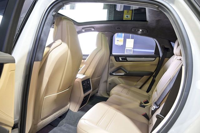 Porsche Cayenne   Turbo S EHybrid 
