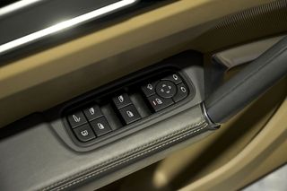 Porsche Cayenne   Turbo S EHybrid 