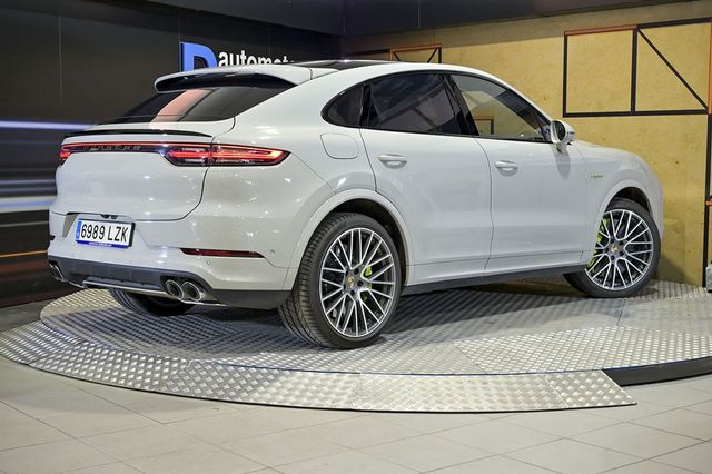 Porsche Cayenne   Turbo S EHybrid 