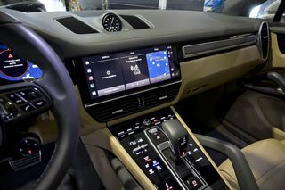 Porsche Cayenne   Turbo S EHybrid 
