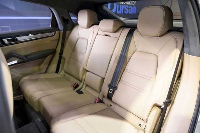 Porsche Cayenne   Turbo S EHybrid 